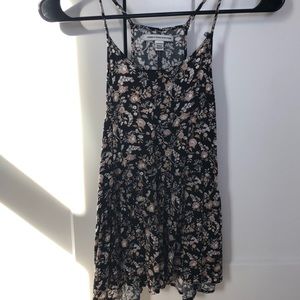 American Eagle Flower Tank size small